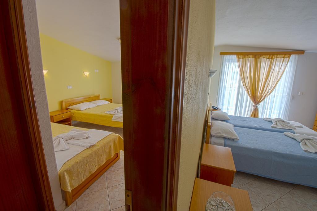 Studios Maria Potos Cameră foto